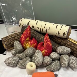 Crate&kids plush campfire logs stones fire hotdog marshmallow playset